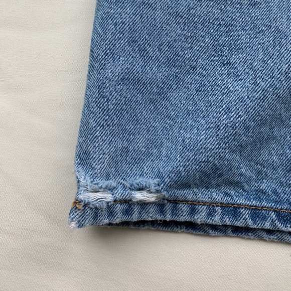 Brandy Melville Button Denim Skirt - Picture 4 of 4